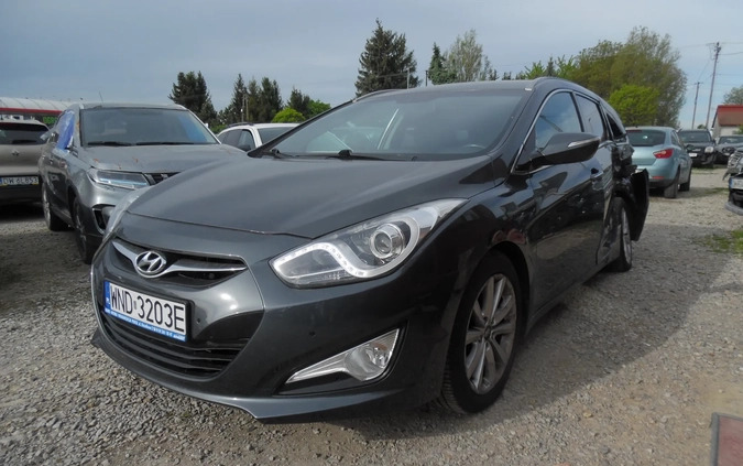 Hyundai i40 cena 14100 przebieg: 201700, rok produkcji 2012 z Bobolice małe 277